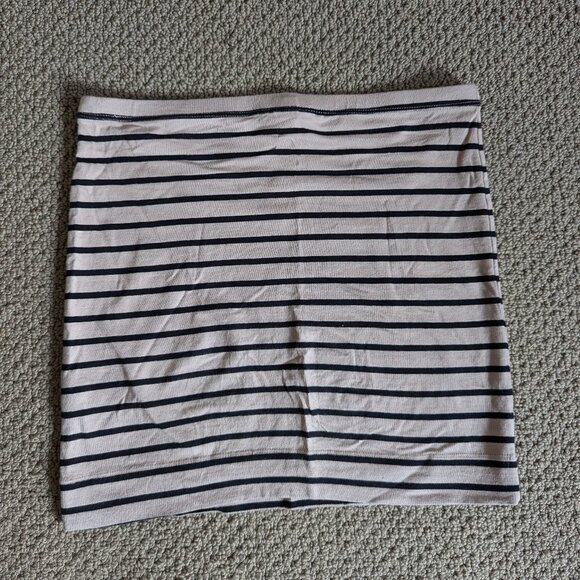 H&M mini skirt, beige and black stripes, size S but stretchy - Picture 1 of 4